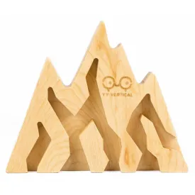 yy-vertical-clauer-mountain