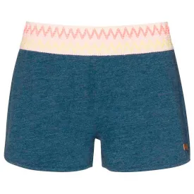 protest-danito-shortsit