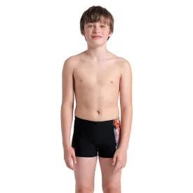 arena-light-tricks-swimming-boxer