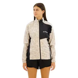 adidas-terrex-trail-running-windbreaker-jacket