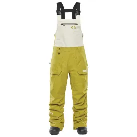 thirtytwo-basement-race-suit