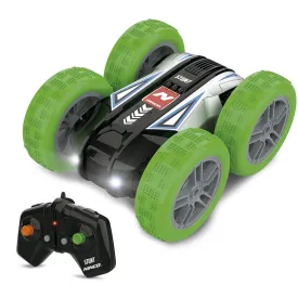 chicos-cotxe-teledirigit-stunt-2