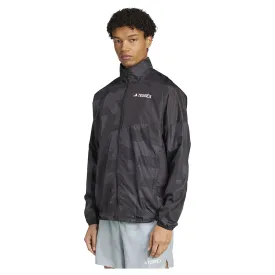 adidas-terrex-mult-printed-tuulitakki