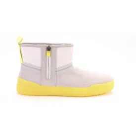 ugg-botas-classic-tech-mini
