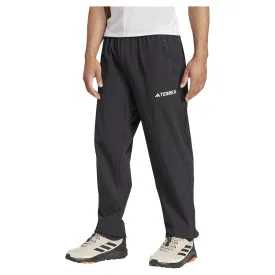 adidas-multi-essentials-stretch-joggers