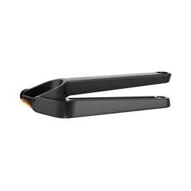 fiskars-garlic-press