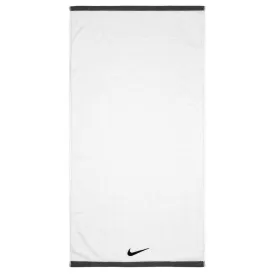 nike-fundamental-l-np-handdoek