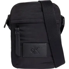 calvin-klein-jeans-metro-reporter-ny-crossbody