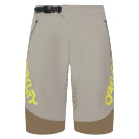 oakley-short-maven-scrub