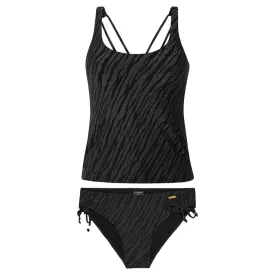 protest-chela-tankini-bikini