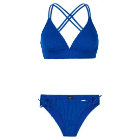 protest-costa-triangle-비키니