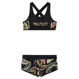 protest-favour-bikini