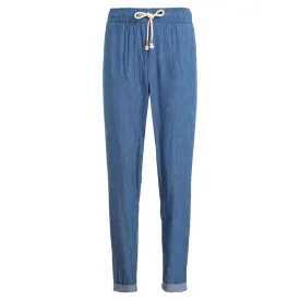 protest-foster-broek