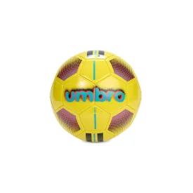 umbro-stratus-voetbal