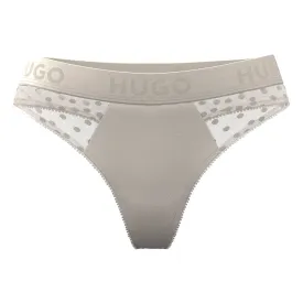 hugo-design-10273196-01-triangle-stringi