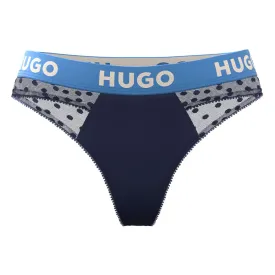 hugo-design-10273196-01-triangle-stringi