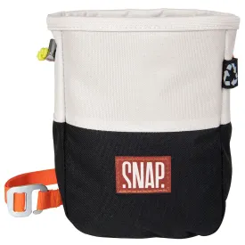 snap-climbing-pocket-zip-chalkbag