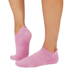 tavi-grip-savvy-short-socks