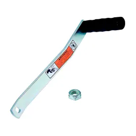 dutton-lainson-pulling-winch-handle