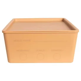 kentucky-pferdefutterbox-mit-deckel-3.5l