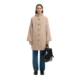 selected-abrigo-vinni