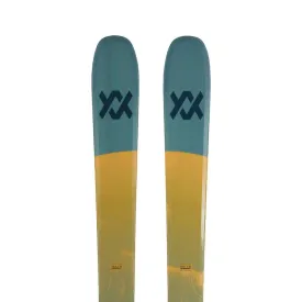 volkl-blaze-104-alpine-skis