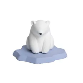 oli-carol-ice-protectors-bear-badelegetoj