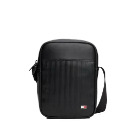 tommy-hilfiger-flag-mini-crossbody