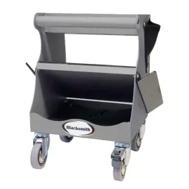 blacksmith-chariot-a-outils