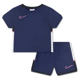 nike-academy-lyhythihainen-setti