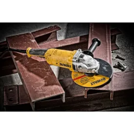dewalt-meuleuse-dangle-dwe490-qs-2000w