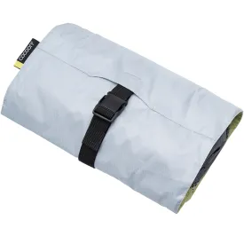 cocoon-neceser-hanging-toiletry-kit