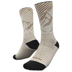 wabiks-trail-lines-crew-socks
