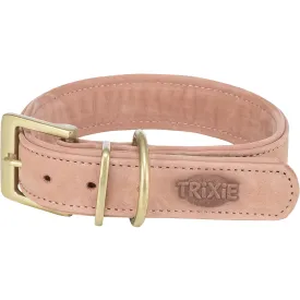 trixie-1888035-collar
