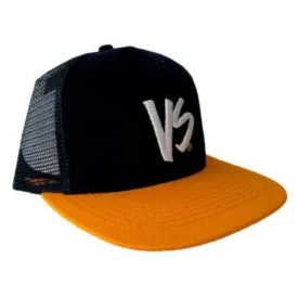 nmd-versus-trucker-pet