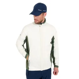 abacus-golf-links-stretch-regenjas