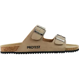 protest-mikal-sandaler