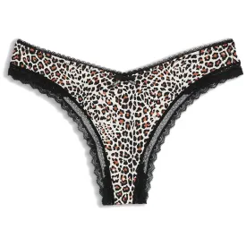 hugo-string-unique-10273201-red