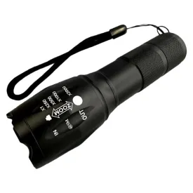 akami-lanterna-uv-395