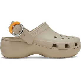 crocs-classic-platform-buckle-klompen