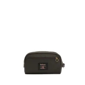 barbour-necesser-mac0404