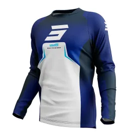 shot-race-gear-devo-future-langermet-troye