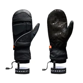 oakley-manyoples-lapper