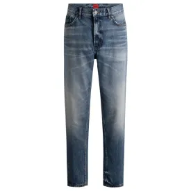 hugo-texans-50568097-red