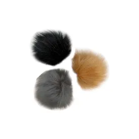 hkm-coberta-de-casc-amb-pompons