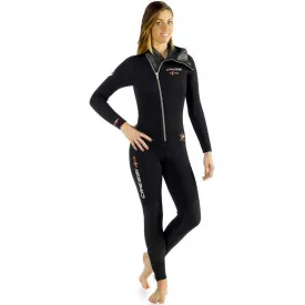 cressi-diver-woman-diving-wetsuit