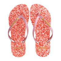 beachy-feet-bewogr01-flip-flops