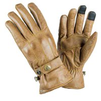 by-city-elegant-woman-gloves