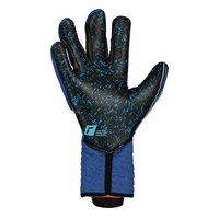 Reusch Attrakt Fusion Strapless AdaptiveFlex Goalkeeper Gloves