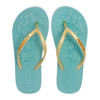 beachy-feet-tongs-golosina